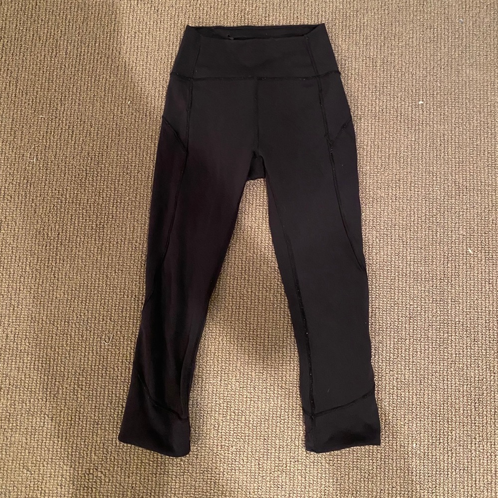 Black Lululemon Align (older) Crop 23”